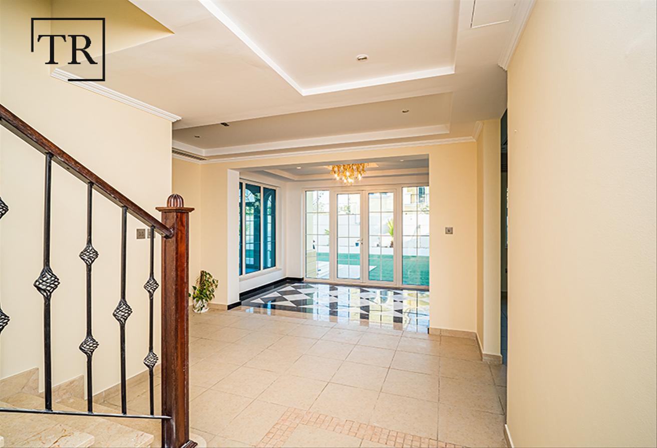Corner Villa | Huge Plot | Maid’s Room | Well Kept photo 5