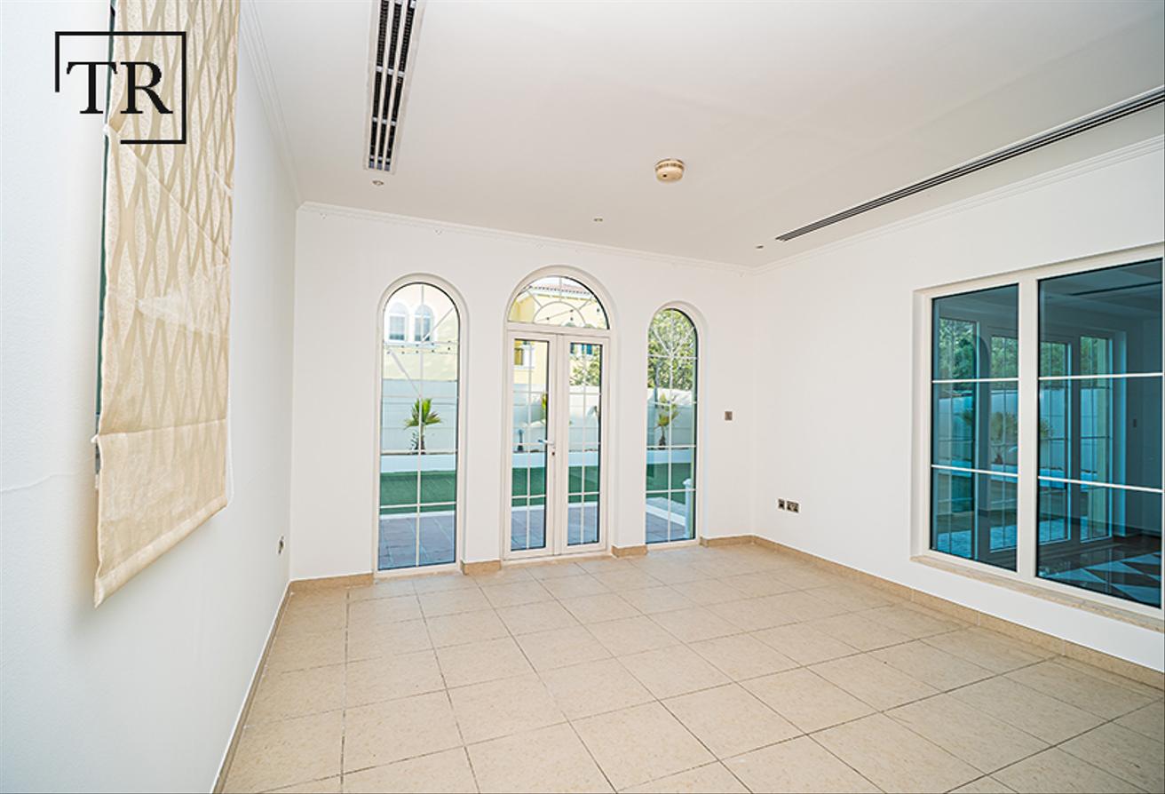 Corner Villa | Huge Plot | Maid’s Room | Well Kept photo 12