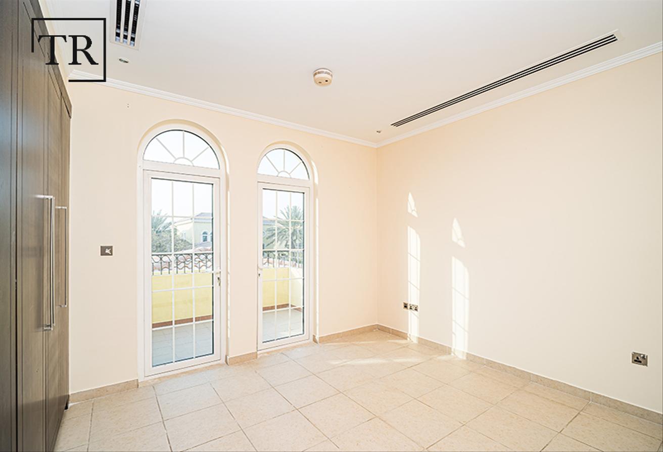 Corner Villa | Huge Plot | Maid’s Room | Well Kept photo 16