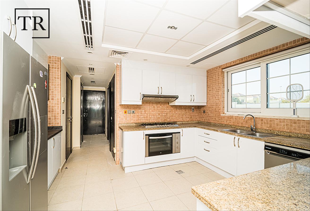 Corner Villa | Huge Plot | Maid’s Room | Well Kept photo 10