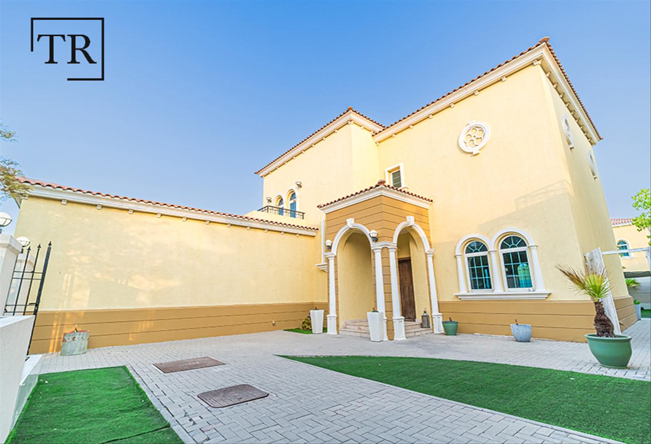 Corner Villa | Huge Plot | Maid’s Room | Well Kept photo 3