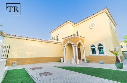 Villa - 4 - 5 for rent in Legacy Nova Villas - District 9 - Jumeirah Park - Dubai