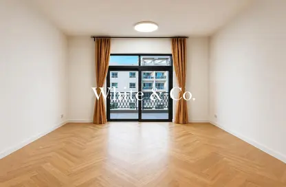 Apartment - 1 Bedroom - 2 Bathrooms for sale in Travo Tower B - Travo - The Views - Dubai