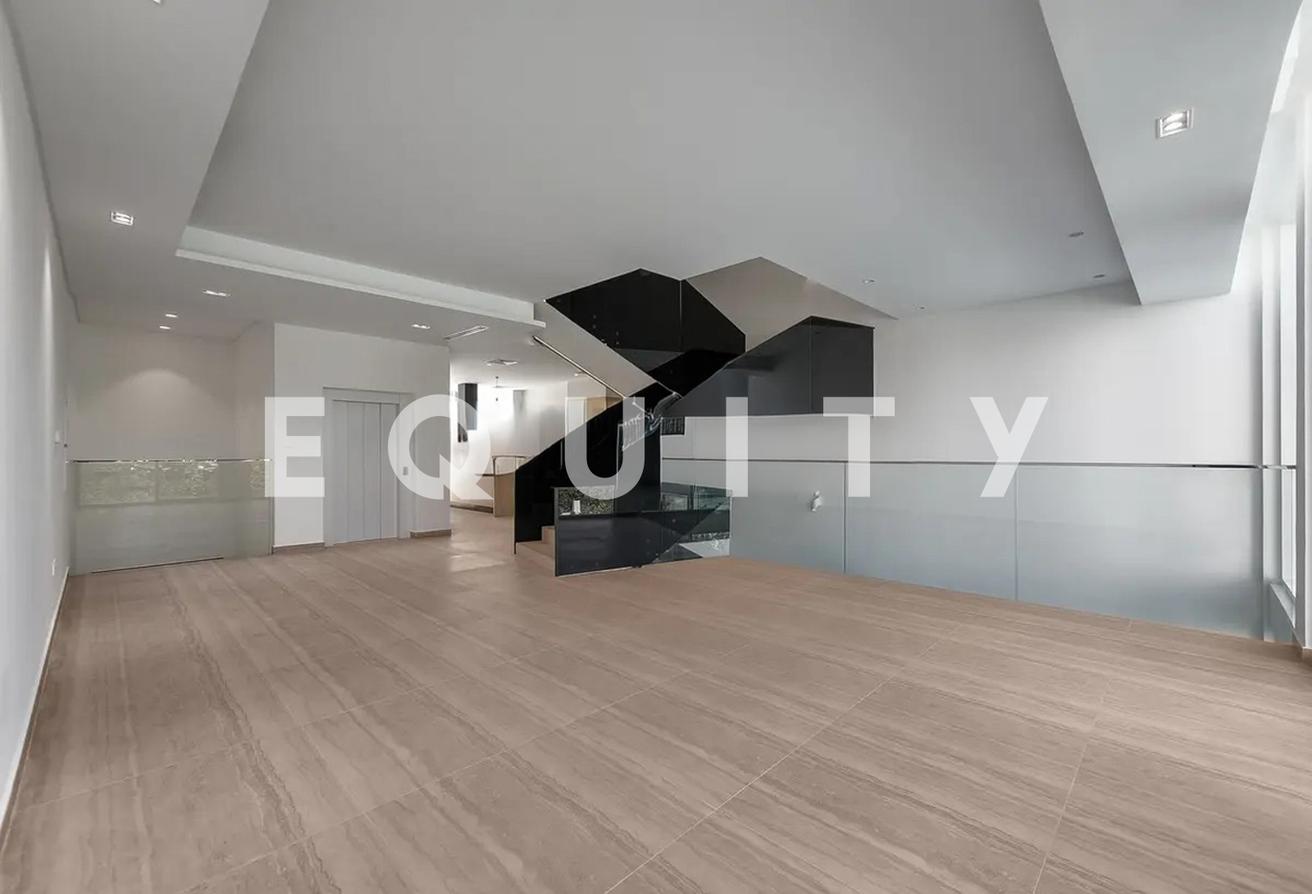 Available | Flexible Cheques | Lagoon Facing photo 8