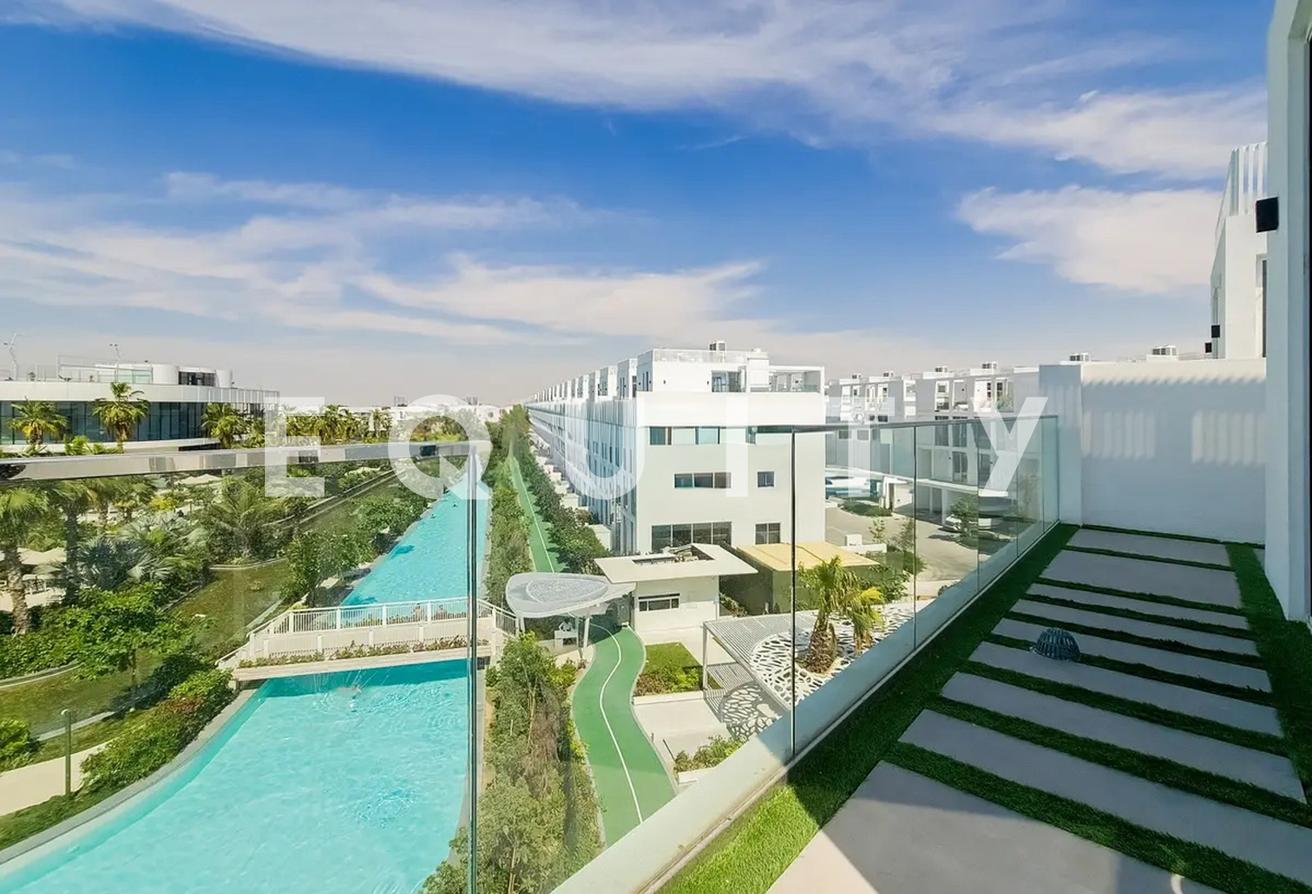 Available | Flexible Cheques | Lagoon Facing photo 13