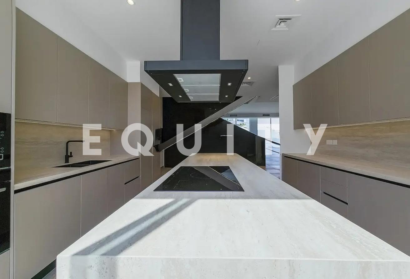 Available | Flexible Cheques | Lagoon Facing photo 10