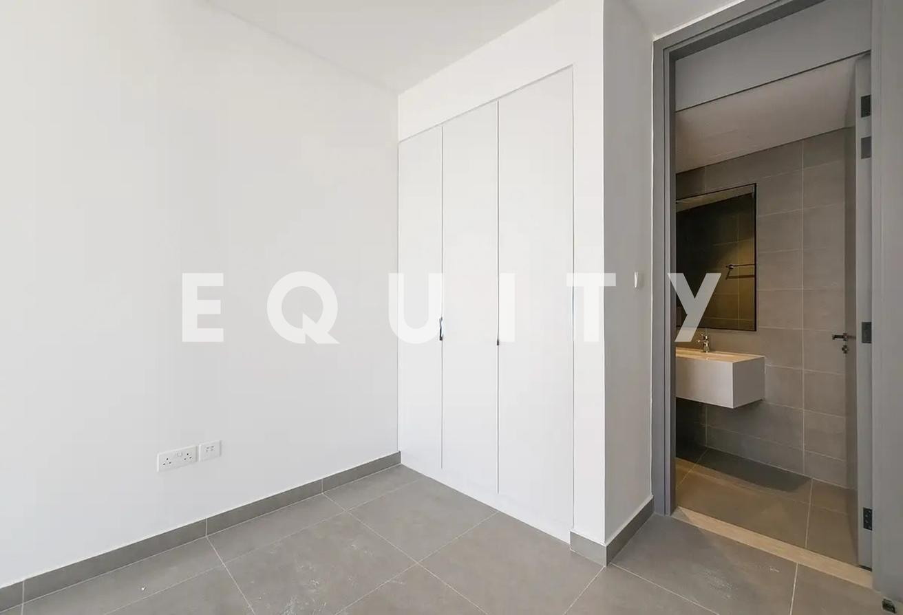 Available | Flexible Cheques | Lagoon Facing photo 23