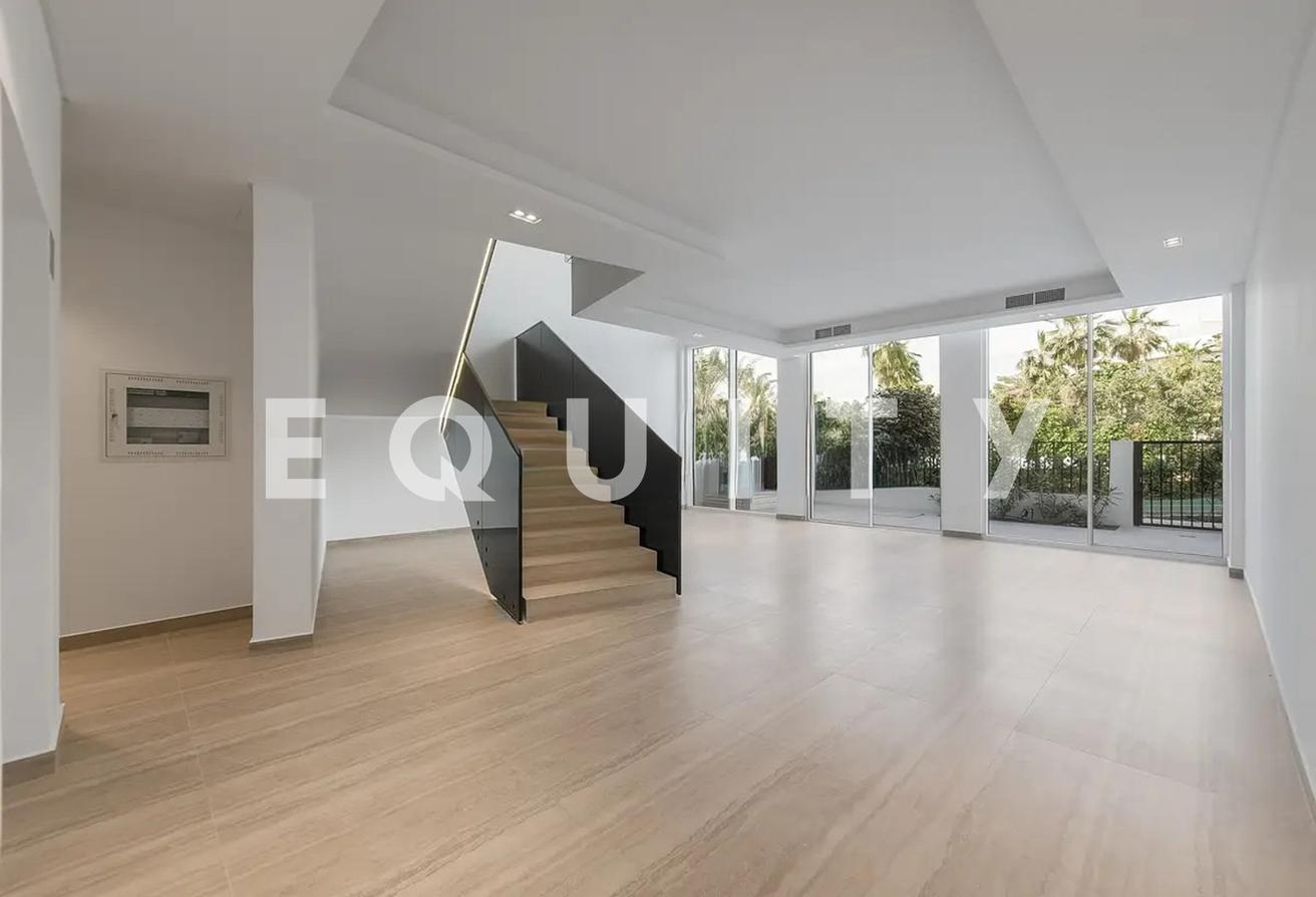 Available | Flexible Cheques | Lagoon Facing photo 16