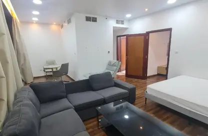 Apartment - 3 Bedrooms - 3 Bathrooms for rent in Corniche Tower - Ajman Corniche Road - Ajman