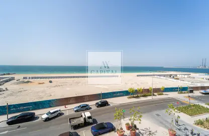 شقة - غرفة نوم - 1 حمام للبيع في مبنى لو بونت 3 - لو بونت - بورت دي لا مير - لا مير - جميرا - دبي