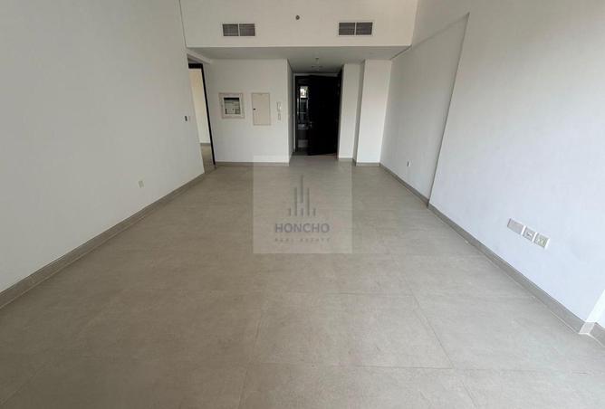 120651602 - Property Image 2