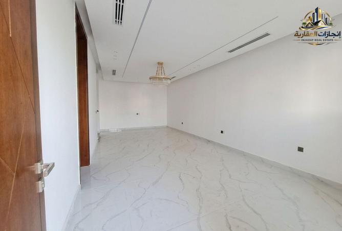 136078520 - Property Image 3