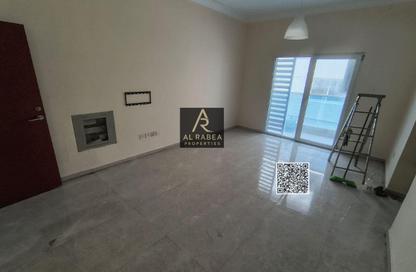 Apartment - 1 Bedroom - 2 Bathrooms for rent in Al Jurf 2 - Al Jurf - Ajman Downtown - Ajman