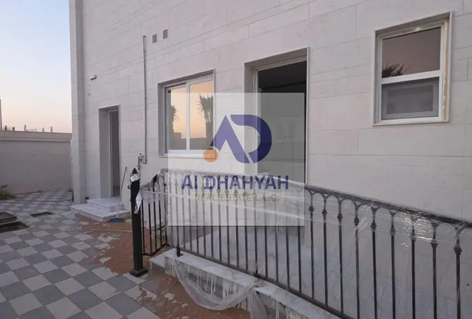 104682213 - Property Image 2