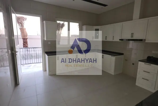 104682213 - Property Image 3