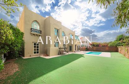 Villa - 4 Bedrooms - 5 Bathrooms for sale in Garden Hall - Oasis Clusters - Jumeirah Islands - Dubai