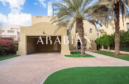 Villa - 4 Bedrooms - 5 Bathrooms for sale in Garden Hall - Oasis Clusters - Jumeirah Islands - Dubai