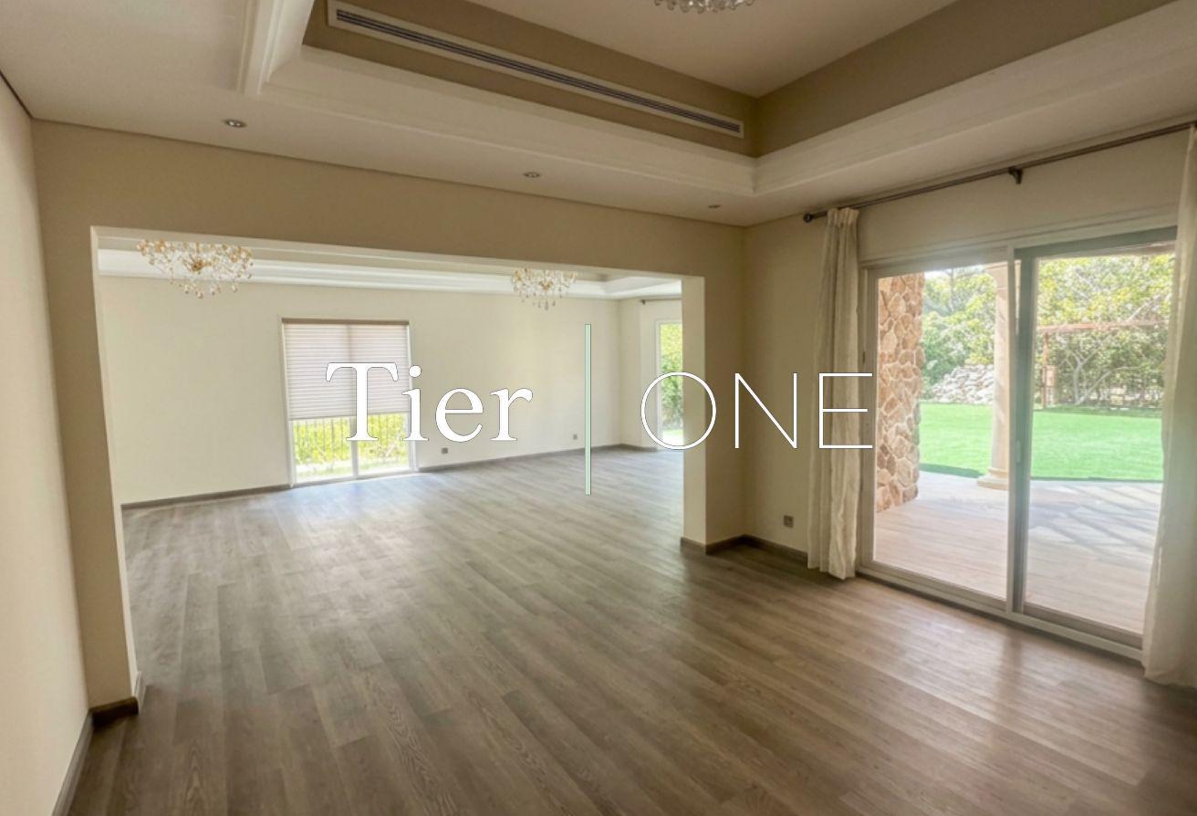 CUL-DE-SAC| UPGRADED | READY TO MOVE IN photo 4