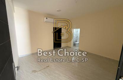 Villa - 3 Bedrooms - 2 Bathrooms for rent in Al Sabkha - Al Riqqa - Sharjah Villa - 3 Bedrooms - 2 Bathrooms for rent in Al Sabkha - Al Riqqa - Sharjah