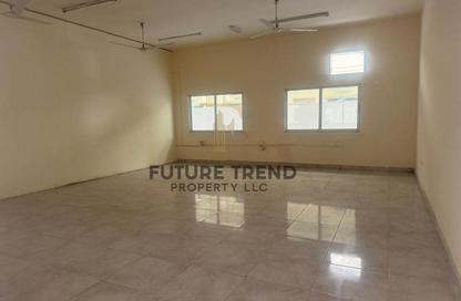 سكن عمال - استوديو - 2 حمامات للايجار في مجمع دبي للاستثمار 2 - مجمع دبي للاستثمار - دبي