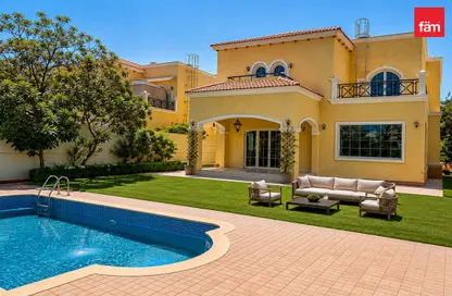 Villa - 4 Bedrooms - 5 Bathrooms for rent in District 4 - Jumeirah Park - Dubai