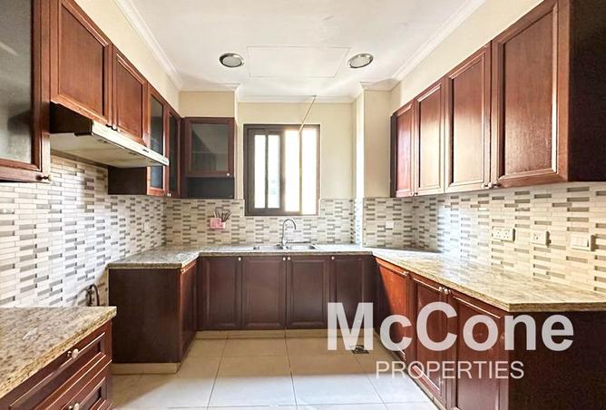 81940947 - Property Image 3