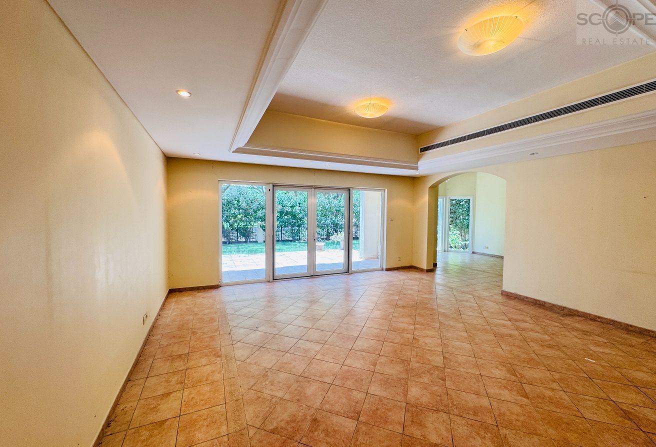 Exquisite 4-Bedroom + Maid’s Corner Villa | Green photo 8