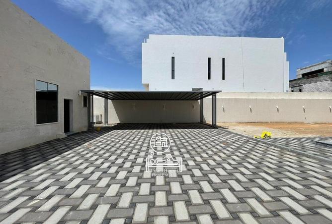 72720621 - Property Image 3