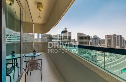 Apartment - 1 Bedroom - 2 Bathrooms for rent in Upper Crest - Downtown Dubai - Dubai
