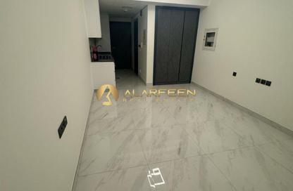 Apartment - Studio - 1 Bathroom for rent in Samana Golf Avenue - Dubai Studio City - Dubai