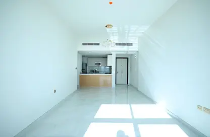 شقة - 2 غرف نوم - 2 حمامات للايجار في سكايز من دانوب - ارجان - دبي