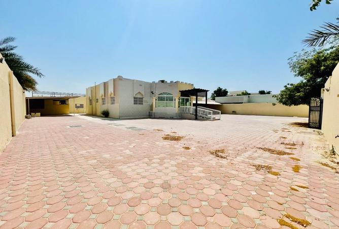 83673296 - Property Image 2