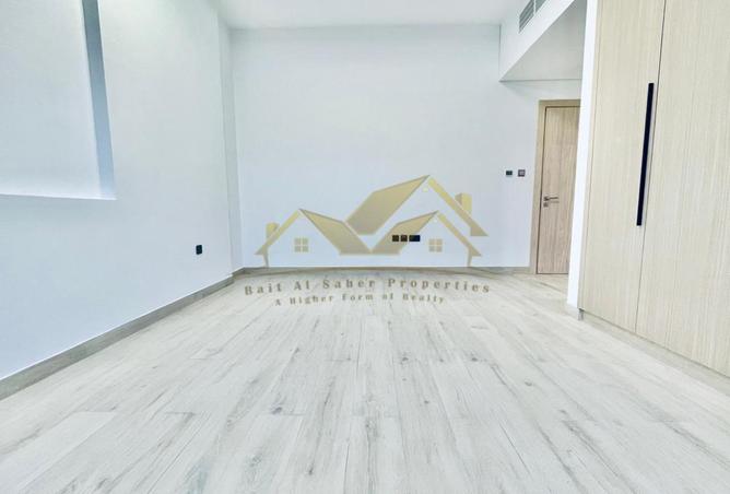 16171000 - Property Image 3