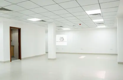 Office Space - Studio - 1 Bathroom for rent in Al Futtaim Tower - Al Rigga - Deira - Dubai