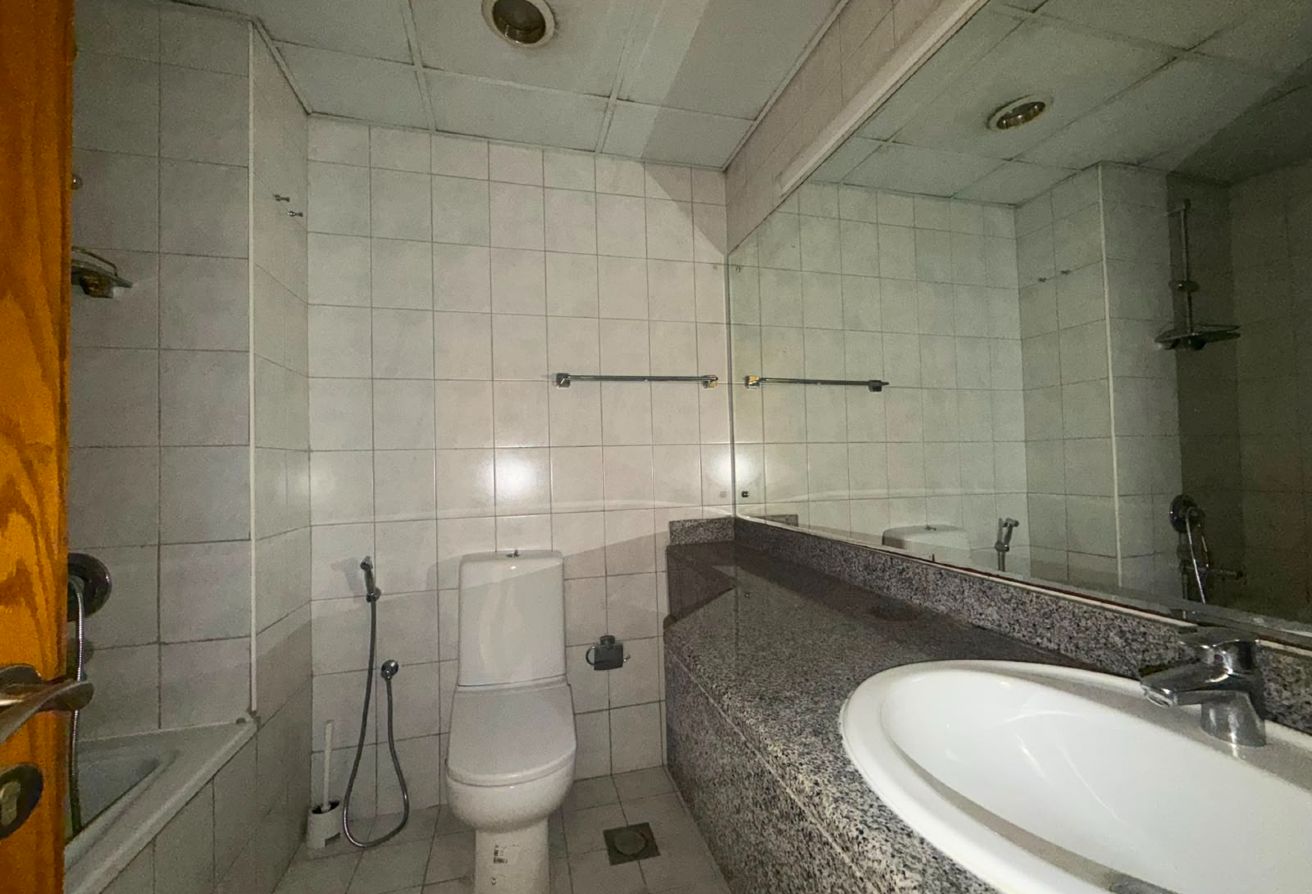 Spacious 2BR | Prime Location | Multiple CHQ gallery image