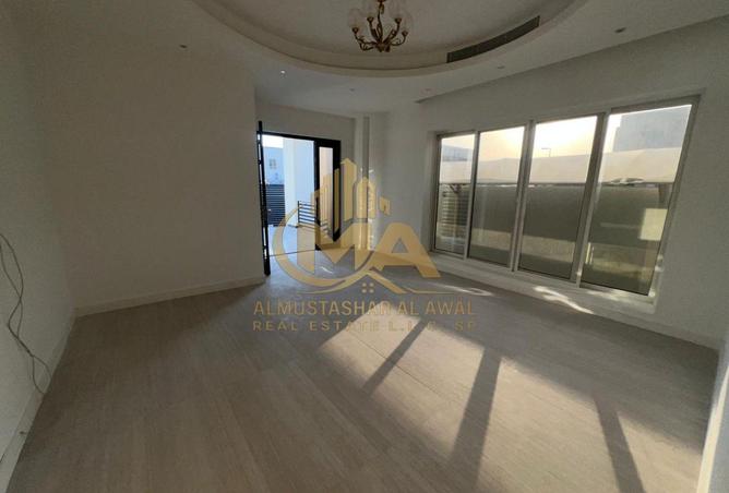 141915974 - Property Image 3