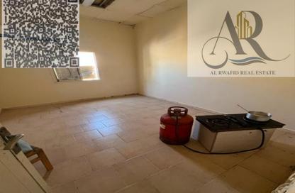 Labor Camp - Studio - 7+ Bathrooms for rent in Al Jurf Industrial 1 - Al Jurf Industrial - Ajman Labor Camp - Studio - 7+ Bathrooms for rent in Al Jurf Industrial 1 - Al Jurf Industrial - Ajman