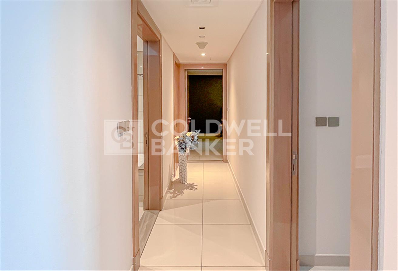 Fully Furnished | On A High Floor | Park View photo 11