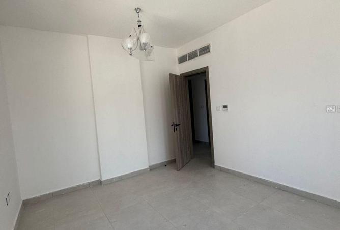 87900766 - Property Image 3