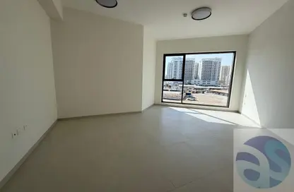 شقة - 3 غرف نوم - 4 حمامات للايجار في اوك هاوس أرجان - ارجان - دبي