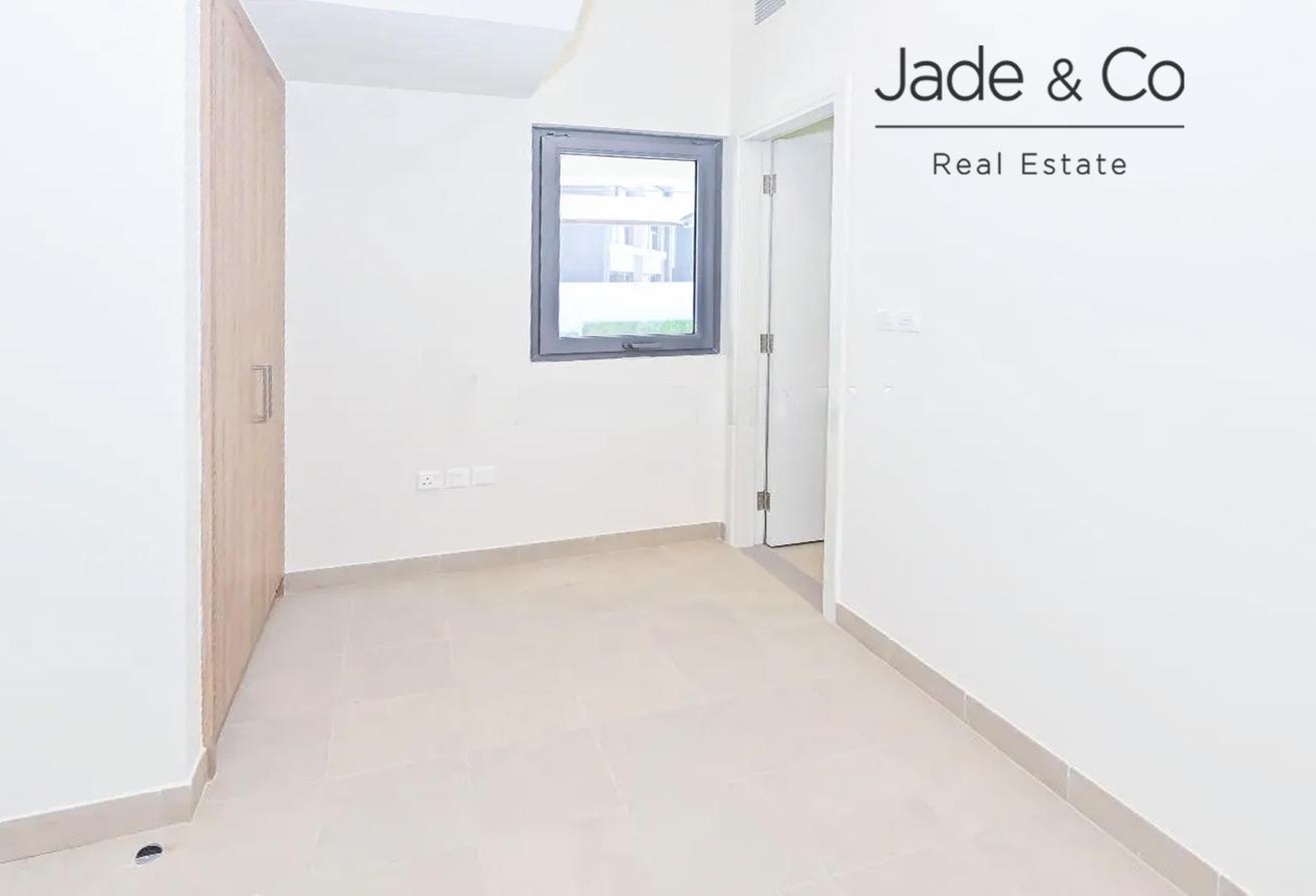 Community Expert | Spacious 4BR | Dual Living photo 6