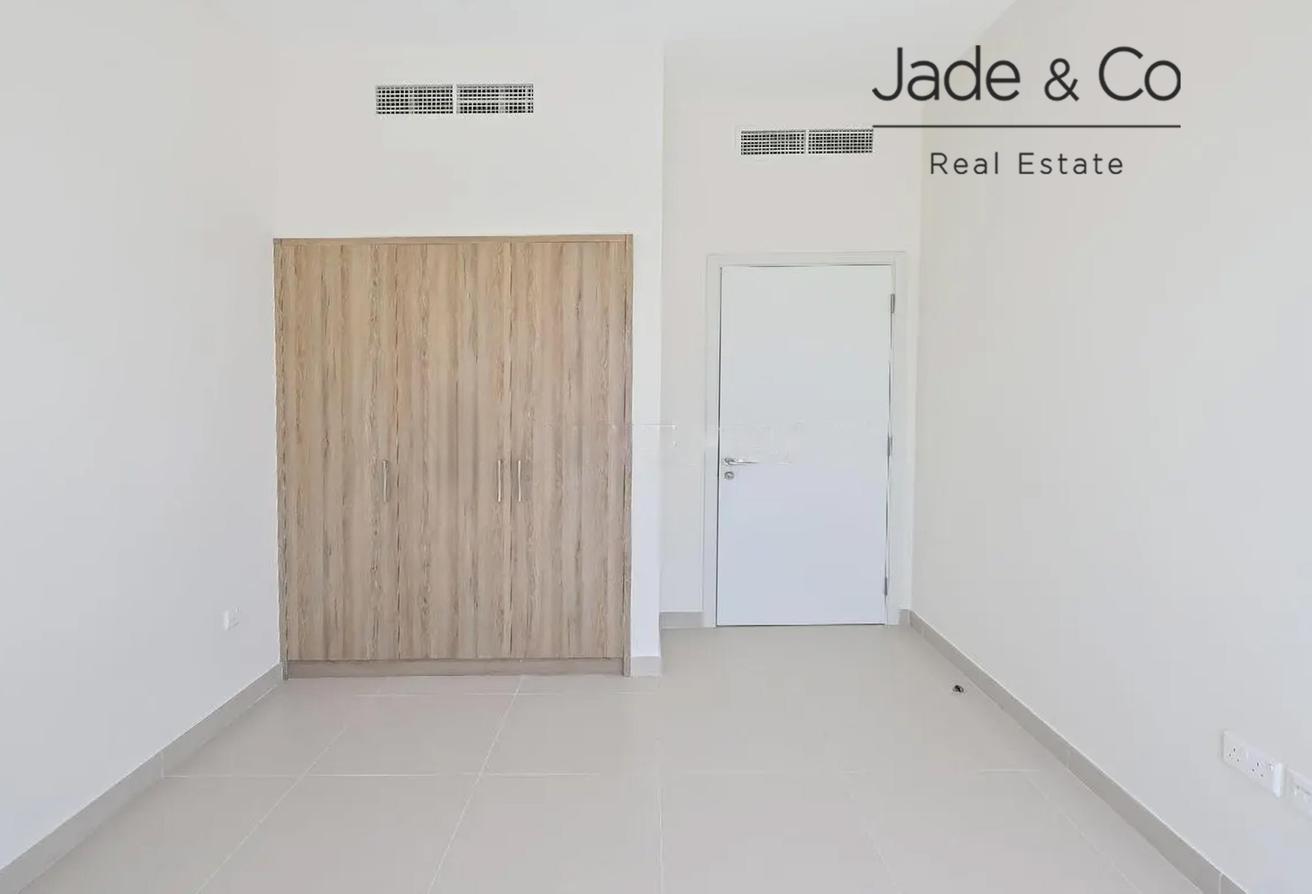 Community Expert | Spacious 4BR | Dual Living photo 23