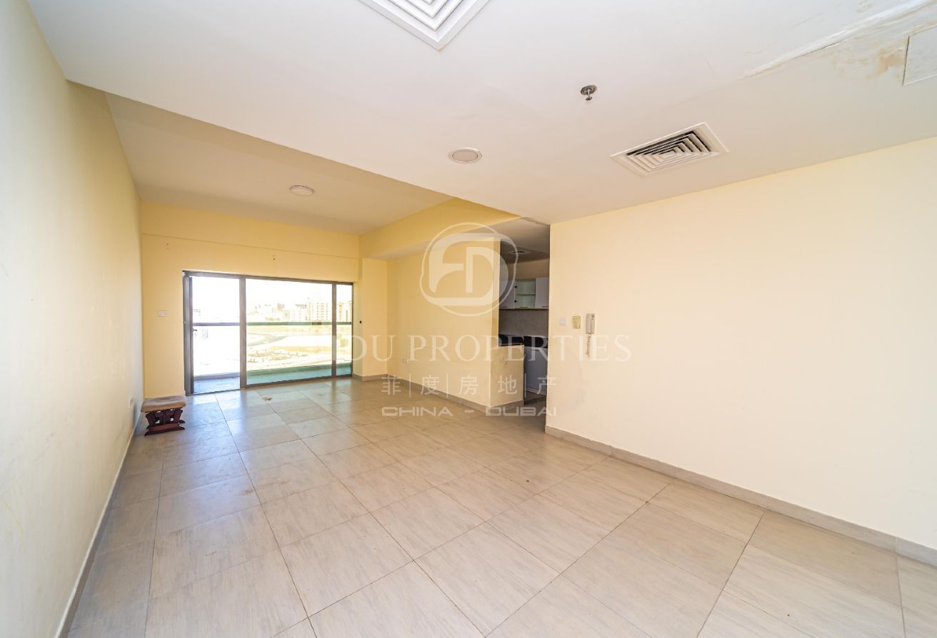 2Bed | Opposite of Park | No Separate Chiller