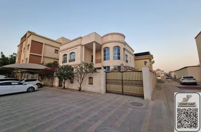 شقة - 5 غرف نوم - 7 حمامات للايجار في 1  الروضة - الروضة - عجمان