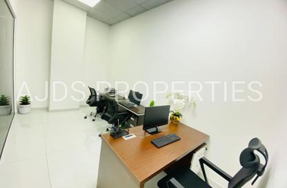 Office Space - Studio - 1 Bathroom for rent in Red Avenue - Al Garhoud - Dubai
