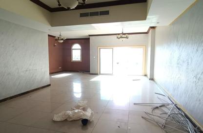 Apartment - 3 Bedrooms - 5 Bathrooms for rent in New Al Taawun Road - Al Taawun - Sharjah Apartment - 3 Bedrooms - 5 Bathrooms for rent in New Al Taawun Road - Al Taawun - Sharjah
