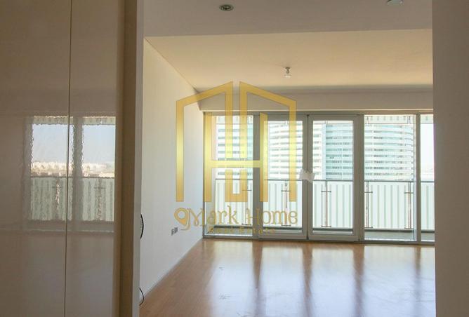 135620677 - Property Image 3