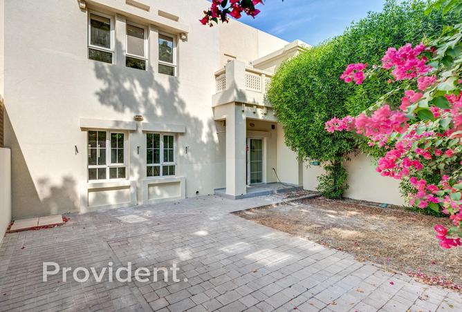 74624464 - Property Image 2