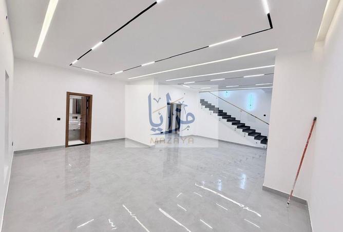 56130687 - Property Image 3