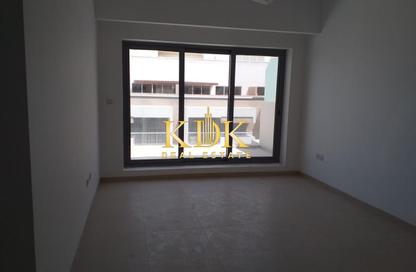 Apartment - 2 - 3 for rent in Al Naim Residence - District 10 - Jumeirah Village Circle - Dubai